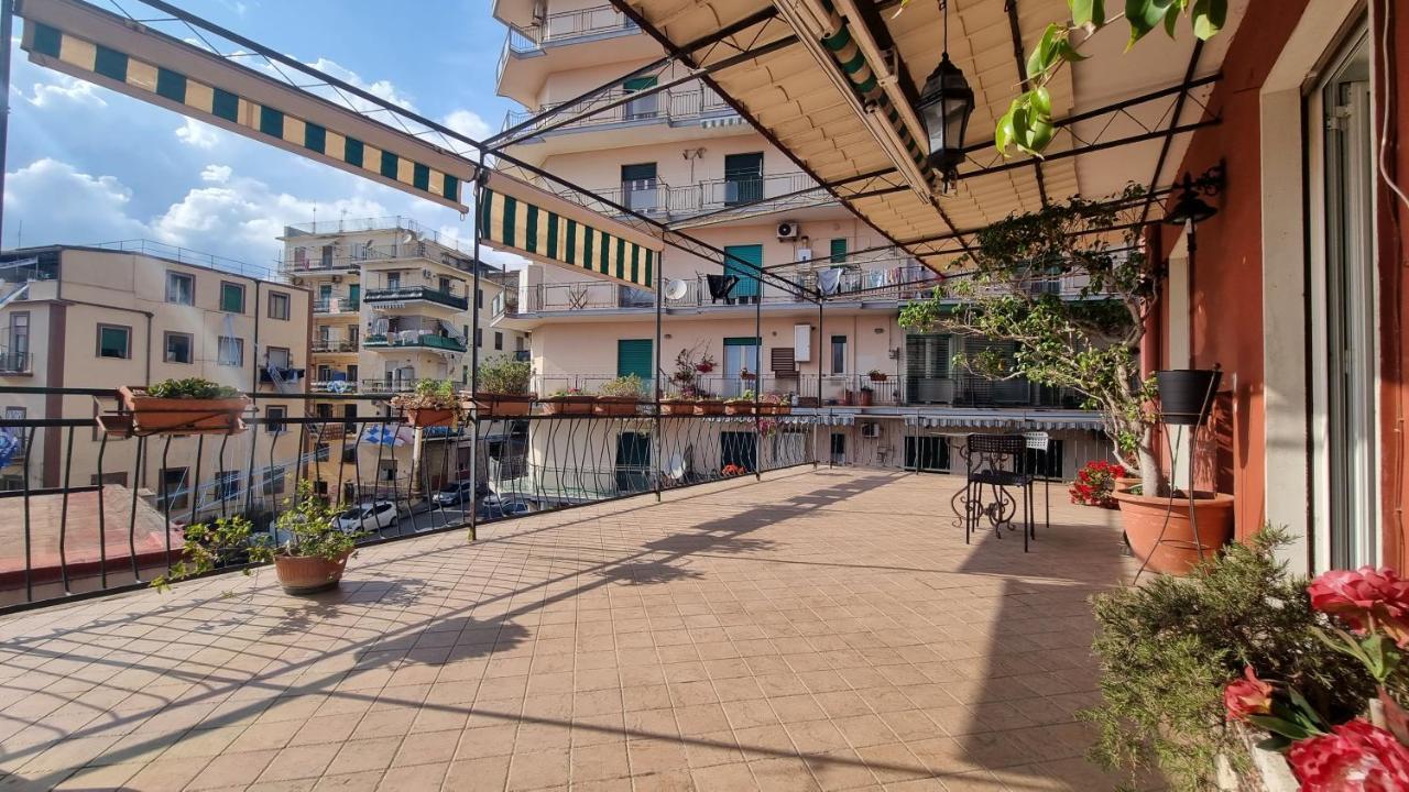 La Casa Di Rosellina - Flat In Bagnoli - My Place Наполи Екстериор снимка